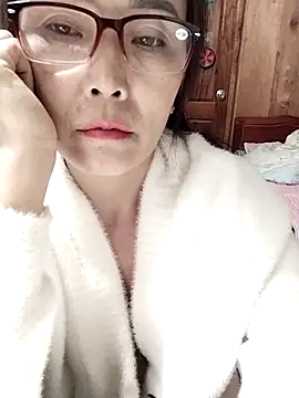 Feeling-hot's cam snapshot