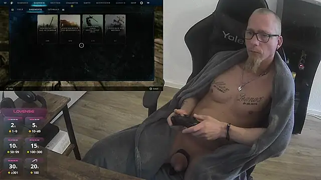 Maiki82 live sex cam