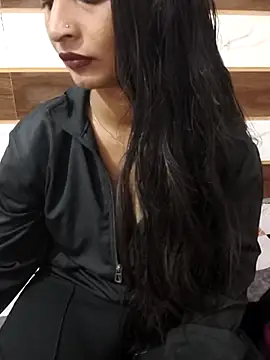 Itz_Mayra_'s cam snapshot