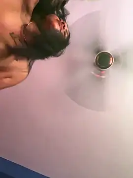 V-Hot-Sweti's cam snapshot