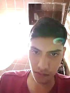 aispuro8505's cam snapshot