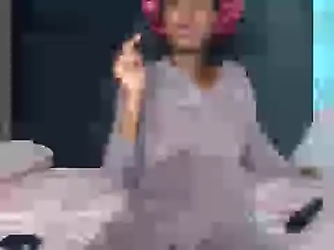 LilPregnantMommyyy's cam snapshot