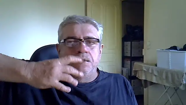 _hippo_'s cam snapshot