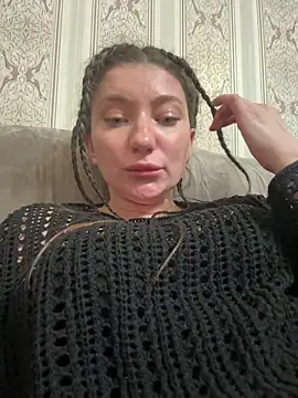 MooonReal live sex cam