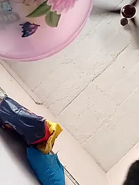 Shreya-Shetty09's cam snapshot