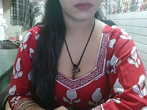 LovingPihu's cam snapshot