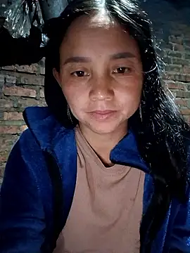 kemtuoi-sex's cam snapshot