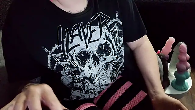 fetishslut4u's web cam