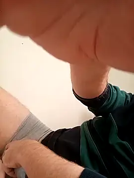 ScalicHat69's cam snapshot