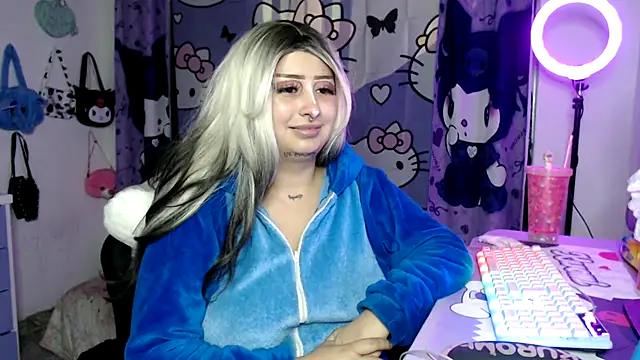 lussyevans24's cam snapshot