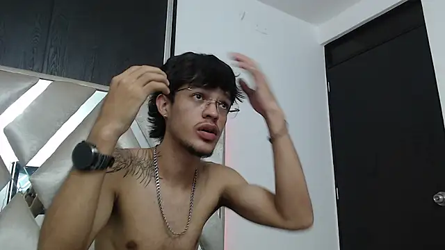 BrayanOconer08 live sex cam