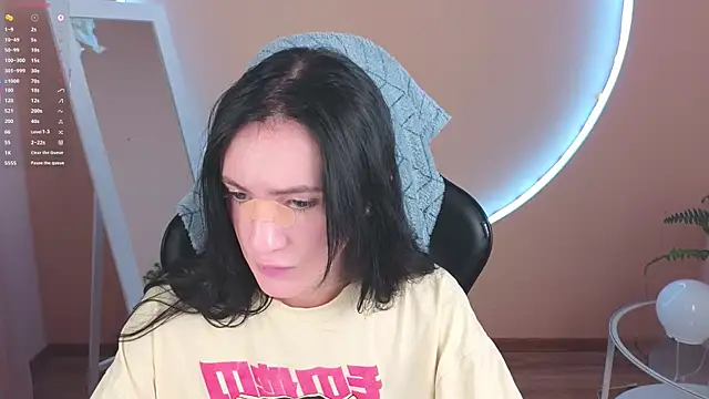 Dearly_kitty's cam snapshot