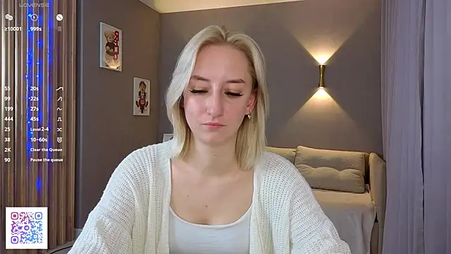 JodeeThu's cam snapshot