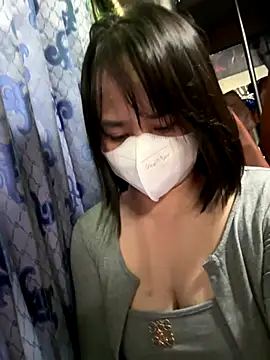 May-Squirt live sex cam