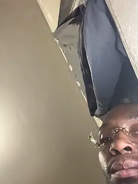 DiabloDicc74 live sex cam