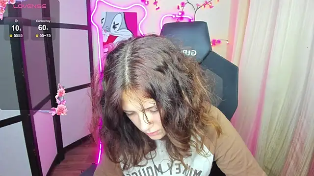 Anora_Miller's cam snapshot