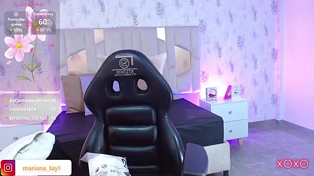 MARIANA_TAY1's cam snapshot