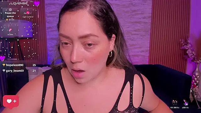 heidy_johns's cam snapshot