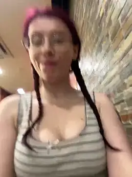 raen001 live sex cam