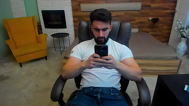 MicahLane live sex cam