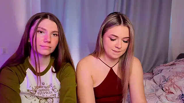 MelitaMoote live sex cam