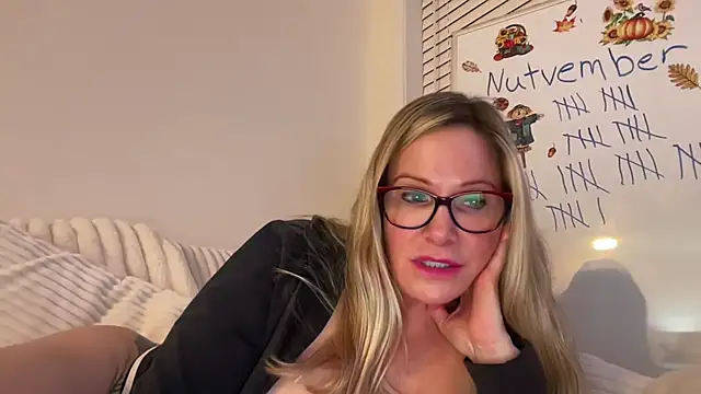 Milf_Goddess live sex cam