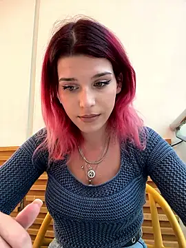 RiriRoseey live sex cam