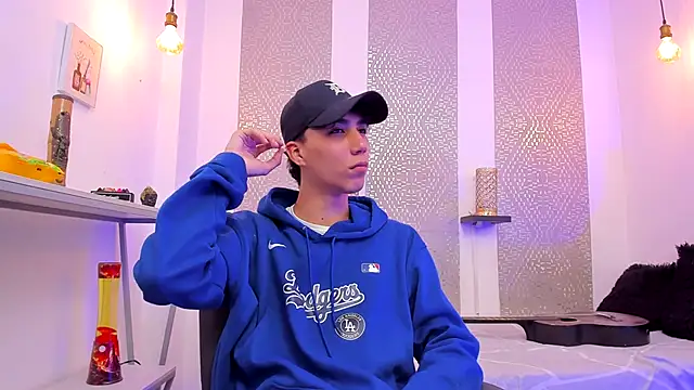 Nikolay_Gregori live sex cam