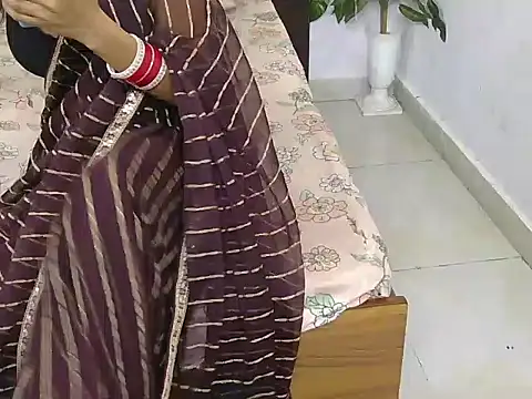 Lovelyy-couple live sex cam