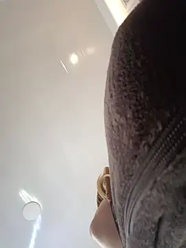 Kennya_Rodriguez live sex cam