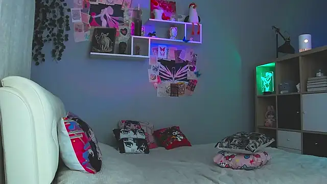 AwwwwLisa's cam snapshot