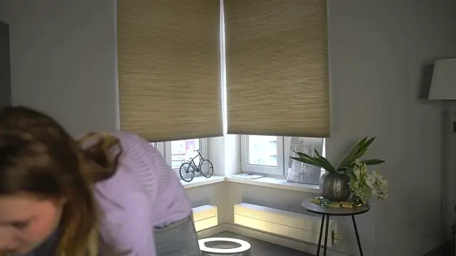 SusyGlines's cam snapshot