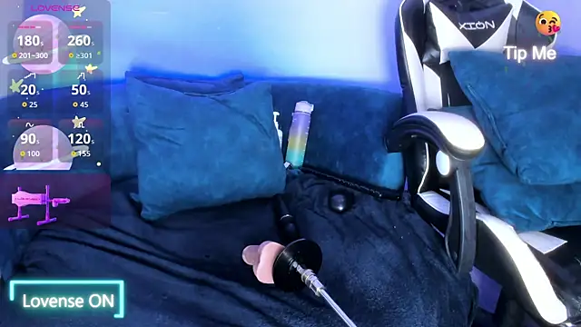 SafiroBlake's cam snapshot