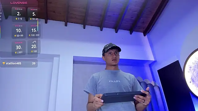 _Leohot_'s cam snapshot