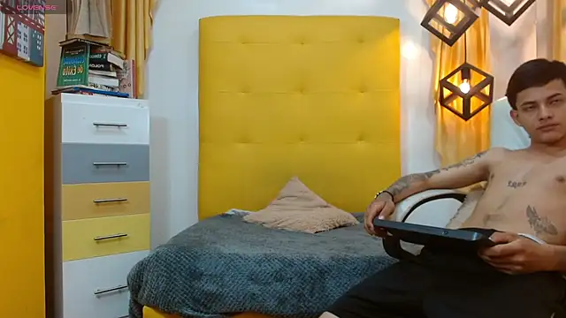 Jordan_red's cam snapshot