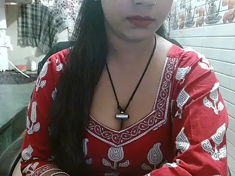 LovingPihu's cam snapshot