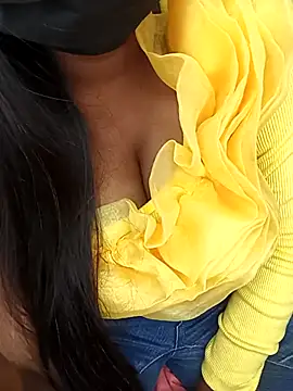 Radhika_Deshmukh1's cam snapshot