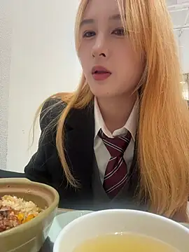 yuki_june live sex cam