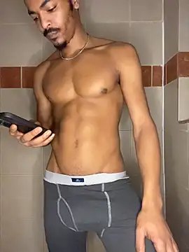 TRILLAHUNG live sex cam