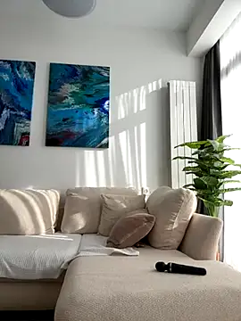 LuisaBecker live sex cam