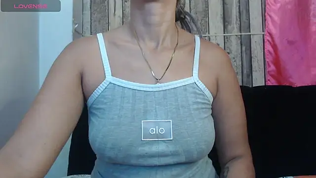 rosa_pretty live sex cam