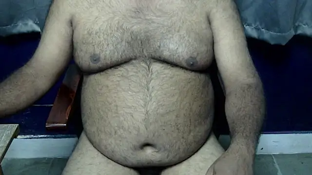 hairysubcub_70's cam snapshot