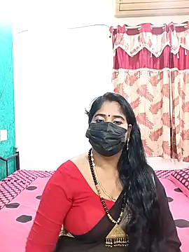 tamil-aunt's cam snapshot