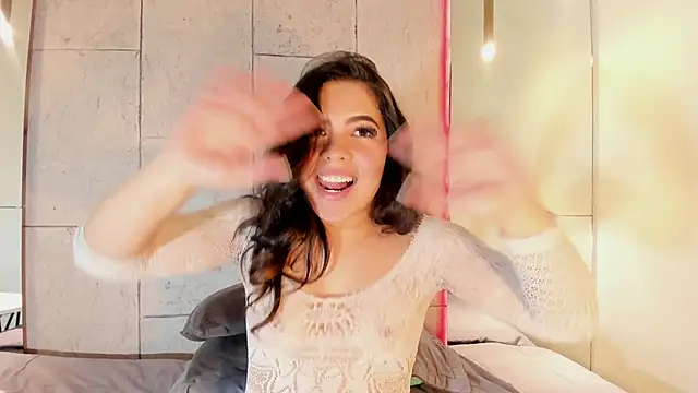 Isa_preasley's cam snapshot