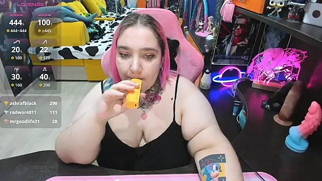 Softie_Sofy live sex cam