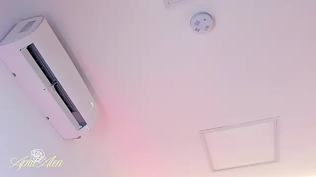 aprilalen live sex cam