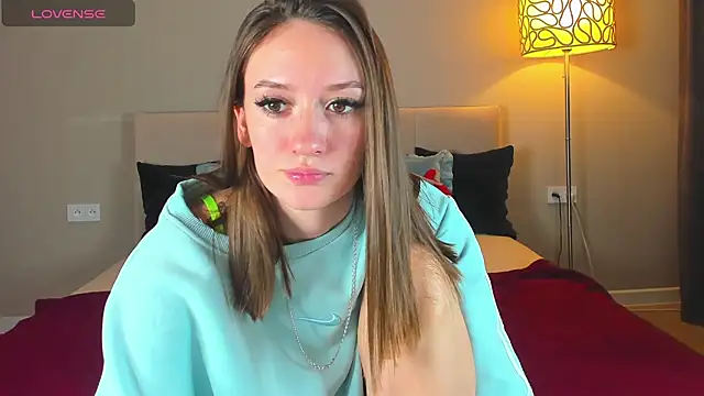 cutienaughtygirl's cam snapshot