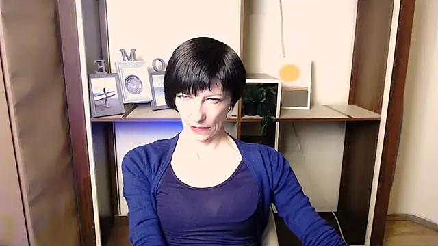 _AngeliaFlow_'s cam snapshot