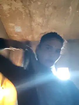 Love_bhabi's cam snapshot