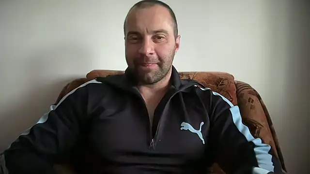 JonathanTiago's cam snapshot